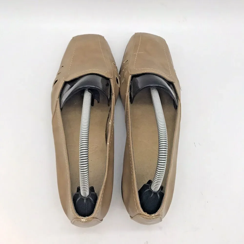 AEROSOLES leather make